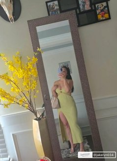 Mim - escort in Kandy Photo 2 of 2