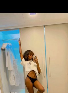 Mimah - escort in Bangkok Photo 3 of 5