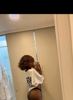 Mimah - escort in Bangkok Photo 4 of 5