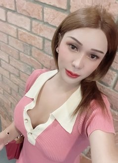 Mimee69 - Transsexual escort in Bangkok Photo 9 of 15