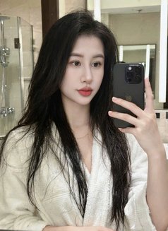 mimi - escort in Bangkok Photo 6 of 12