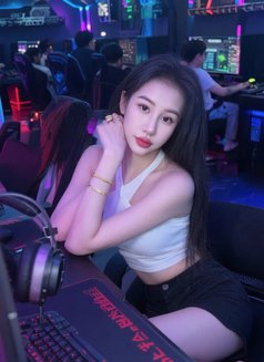 mimi - escort in Bangkok Photo 12 of 12