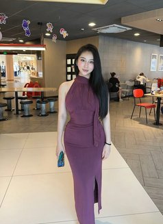 Mimi - puta in Shanghai Photo 3 of 4