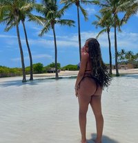 Mimi - escort in Bali