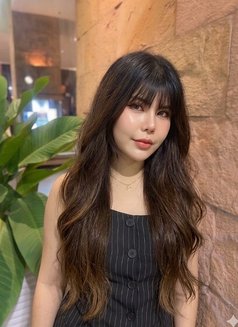 Mimi - masseuse in Bangkok Photo 2 of 10