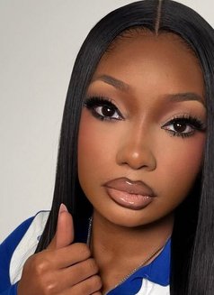 MIMI, NEWLY ARRIVED IN THE CITY - puta in Kathmandu Photo 1 of 2