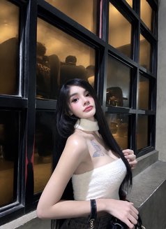 Mimi - escort in Manila Photo 16 of 19