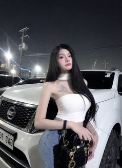 Mimi - escort in Manila Photo 17 of 19