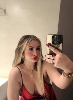 Manila Arabia anal for extra - escort in Dubai Photo 7 of 13