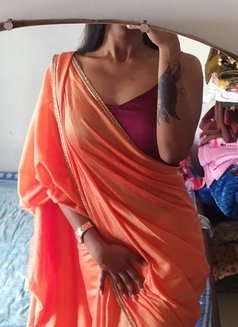 Mimi - escort in Kolkata Photo 1 of 5