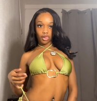 Mimi - puta in Ajmān Photo 4 of 5