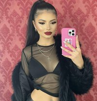 Mimi - escort in London