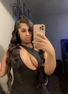 Mimi Miran - escort in Erbil Photo 3 of 4