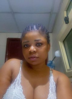 Mimi - puta in Lagos, Nigeria Photo 1 of 5