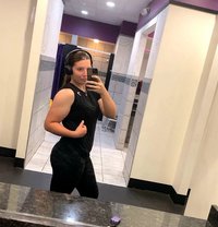 Mimi - puta in Erbil