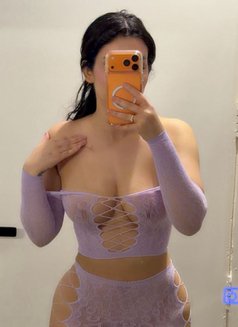 Mimi - escort in Riyadh Photo 9 of 13