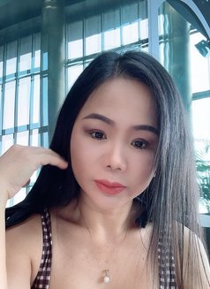Mimi - masseuse in Dubai Photo 1 of 5