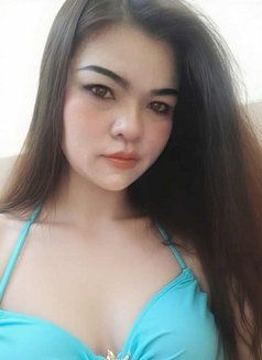 Mimi - escort in Muscat Photo 2 of 4