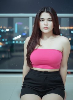 Mimi - escort in Muscat Photo 3 of 4