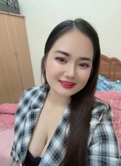 Nene good service - escort in Muscat Photo 7 of 10