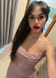 Mimi - masseur in Dubai Photo 2 of 6