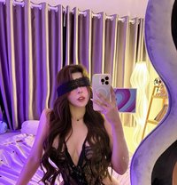 Mimi - escort in Singapore