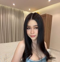 MIMI - Transsexual escort in Riyadh Photo 3 of 9