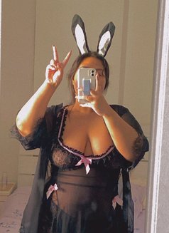Mimie Curve Body - puta in Riyadh Photo 3 of 4