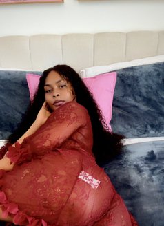 Mimie Squirts - escort in Abu Dhabi Photo 2 of 6