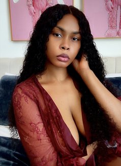 Mimie Squirts - escort in Abu Dhabi Photo 4 of 4