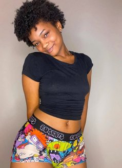 Mimilove - escort in New Delhi Photo 3 of 3