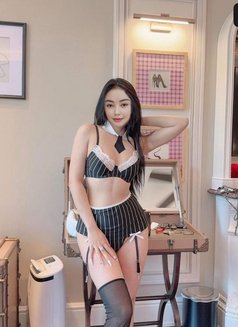 Min Cute - puta in Dubai Photo 9 of 9