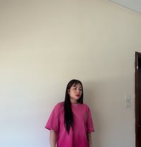 Min - escort in Singapore