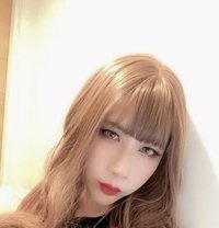 Min Min - Transsexual escort in Shanghai