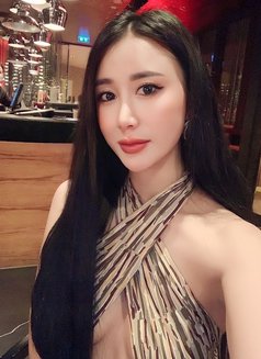 Min - escort in Tokyo Photo 5 of 13