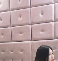 Min - escort in Abu Dhabi