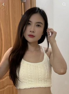 Min - escort in Abu Dhabi Photo 5 of 5