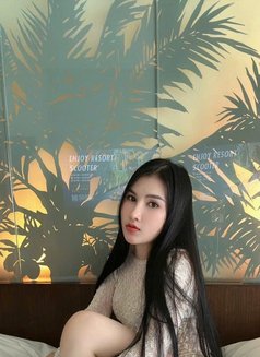 Min - escort in Ho Chi Minh City Photo 4 of 8