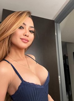 Mina 24 Years Old Hot Body - puta in Al Manama Photo 1 of 9