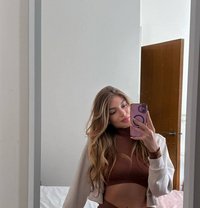 Mina - escort in London