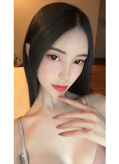 Mina Chang - escort in Taipei Photo 1 of 17