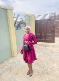 Mina - puta in Ibadan Photo 1 of 1