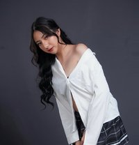Mina - puta in Manila