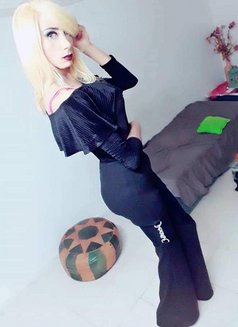 Mina - Transsexual escort in Tunis Photo 1 of 15
