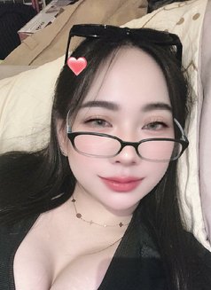 Mina - escort in Al Manama Photo 10 of 13