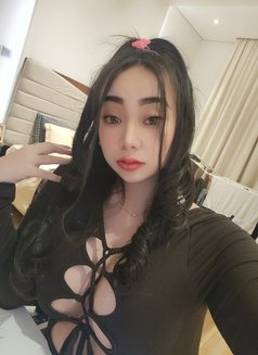 Mina - escort in Al Manama Photo 12 of 13