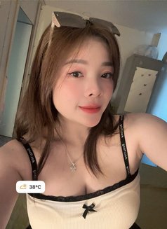 Mina in Dubai - escort in Dubai Photo 2 of 4