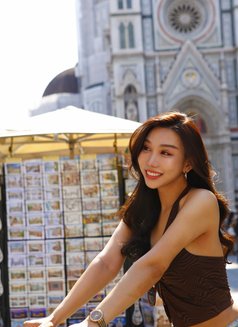 Mina , Incall•Outcall - escort in Paris Photo 2 of 25