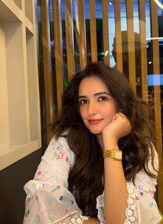 Mina - escort in Mumbai Photo 5 of 7