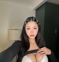 Indah - escort in Muscat Photo 4 of 4